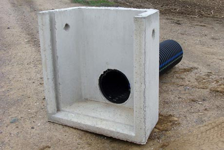 Flashboard Riser 34” W x 36” H – Briggs Manufacturing, Inc.