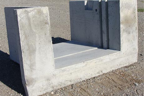 Column Rice Concrete Box Rice Box with Wings 3' W x 4' L – Briggs Manufacturing, Inc.